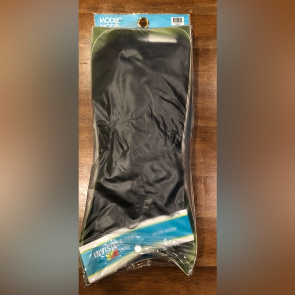 MODEL MODEL INVISIBLE PART WIG IN COLOR 1 - Picture 3 of 4